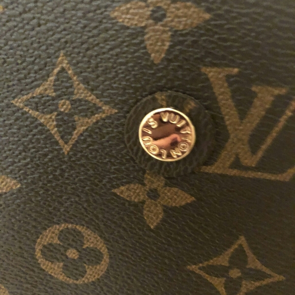 MONOGRAM CANVAS MM - Picture 8 of 8